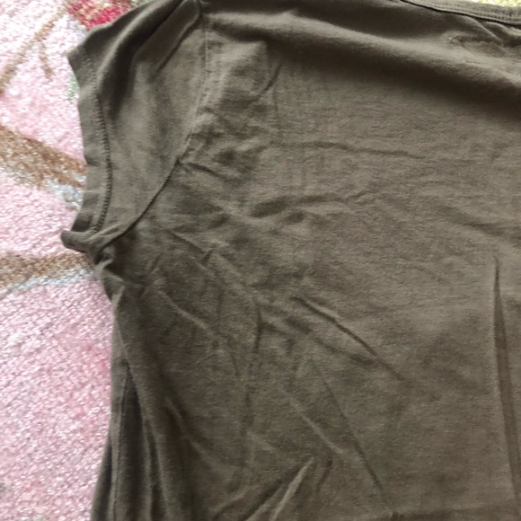 Market v neck tee - olive green - Picture 11 of 11